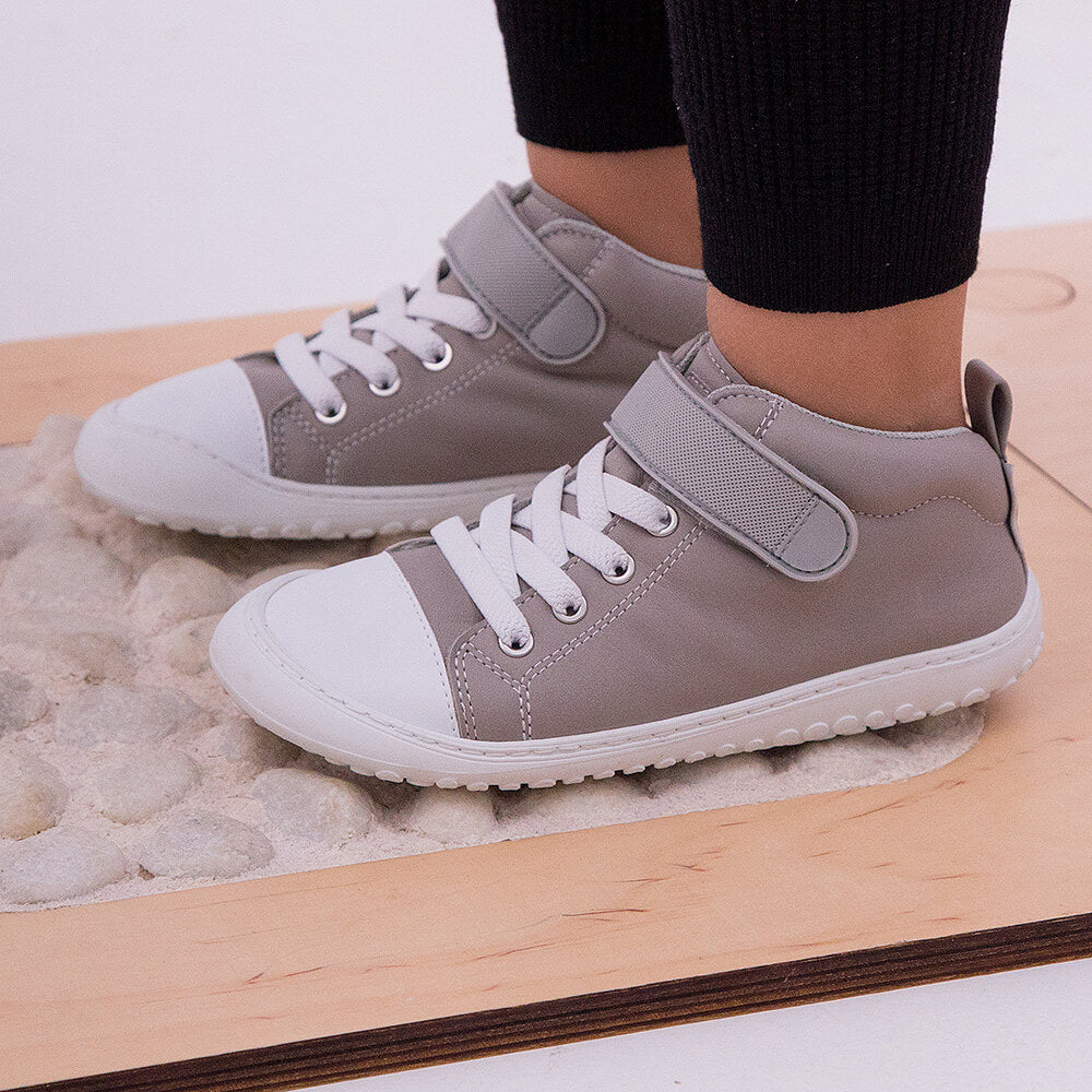 jucar rocker aw23 Frambuesa Piel .zapatillas tipo bota niños colegio. Desarrollo natural del pie. Barefoot