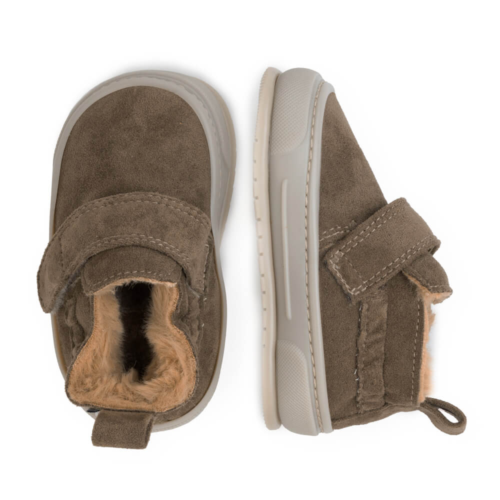 botitas botas minimalistas barefoot respetuosas forma pie bebe color beige beis ademuz aw23