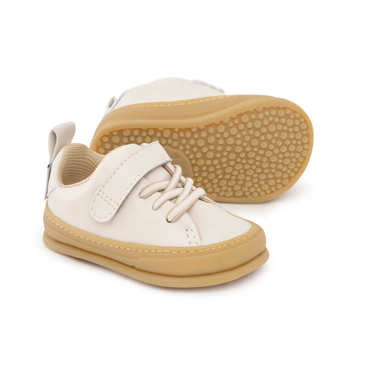 calzado blandito plantilla forro transpirable bebe color beige beis turia feroz ss25 02