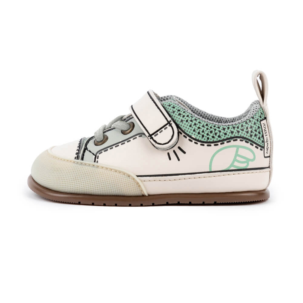Paterna Comic Feroz AW23 Kaki Microfibra ,La zapatilla molona con estampado cómic que le da libertad plena a tu bebé