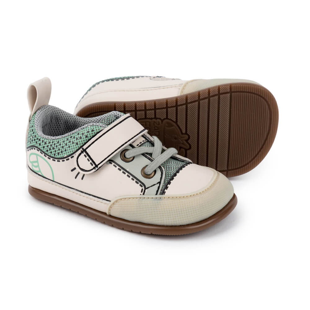 Paterna Comic Feroz AW23 Kaki Microfibra ,La zapatilla molona con estampado cómic que le da libertad plena a tu bebé