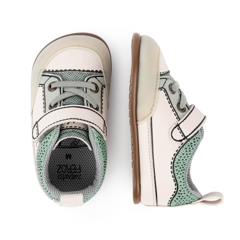 Paterna Comic Feroz AW23 Kaki Microfibra ,La zapatilla molona con estampado cómic que le da libertad plena a tu bebé