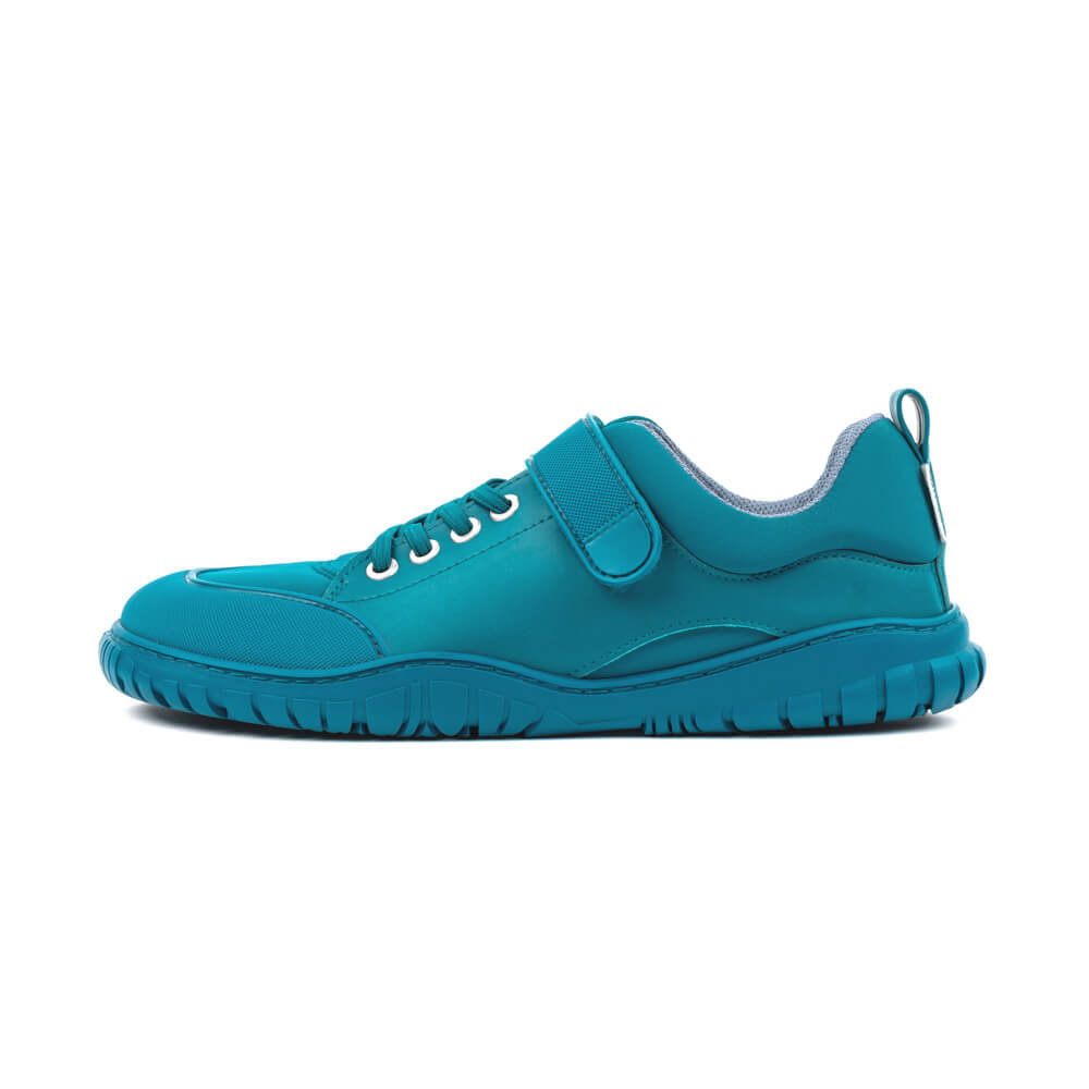 zapatillas diseno filosofia minimalista suela plana fina comoda hombre mujer color acua aqua agua azul claro ss24 lat