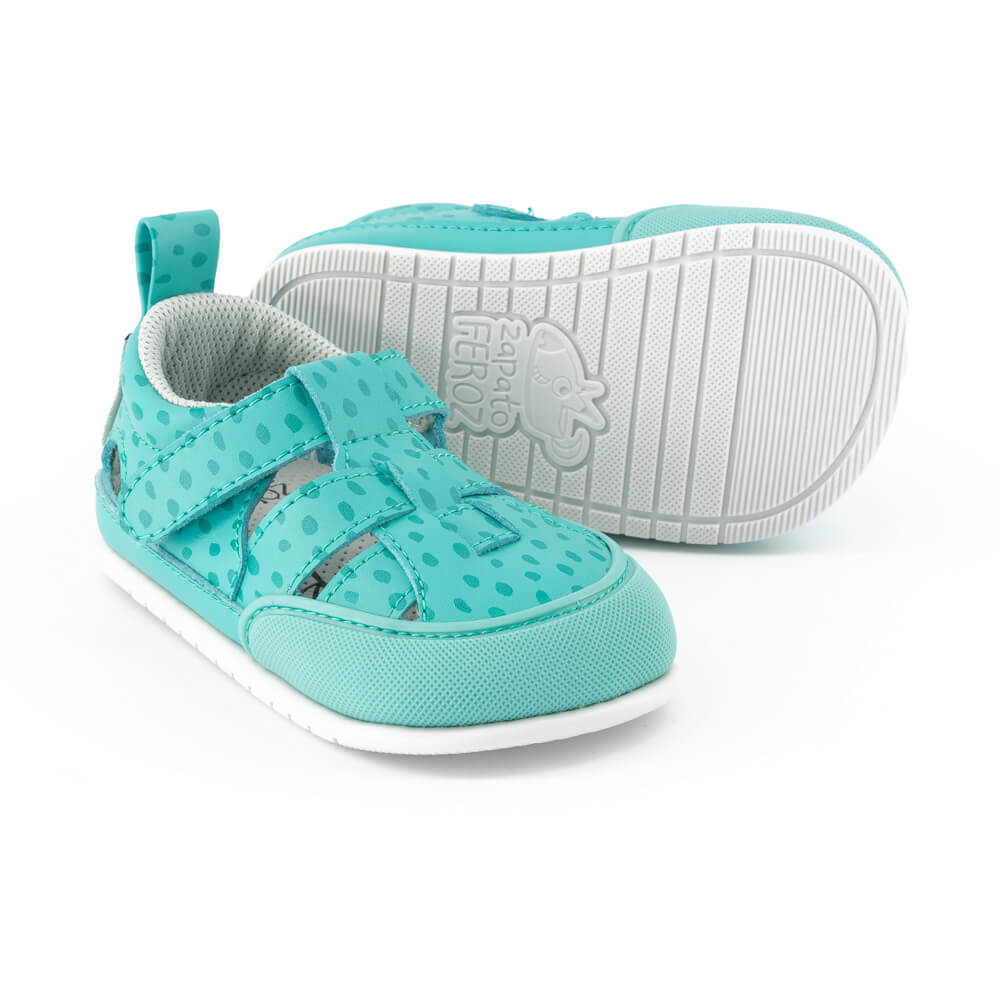 calzado verano favorece respeta desarrollo natural pie pisada bebes color mint puntos irta feroz ulises ss24