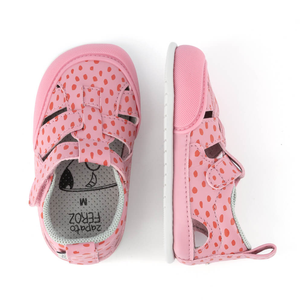 calzado verano favorece respeta desarrollo natural pie pisada bebes color rosa puntos irta feroz ulises ss24