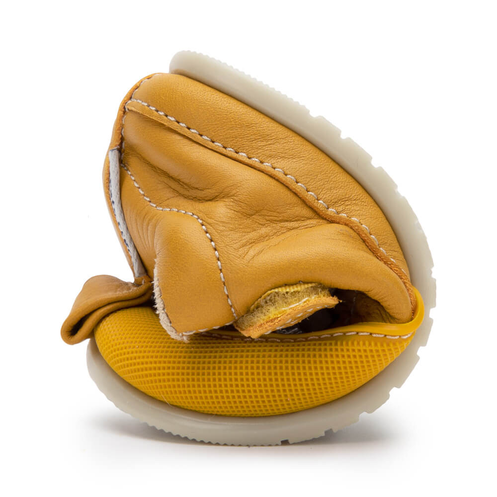 zapatillas deportivas nobuck calzado infantil barefoot ninos cordones velcro paterna mostaza AW22 04