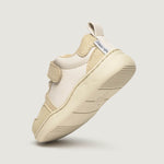 Detalle Olocau Feroz | Microfibra Nobuck Beige