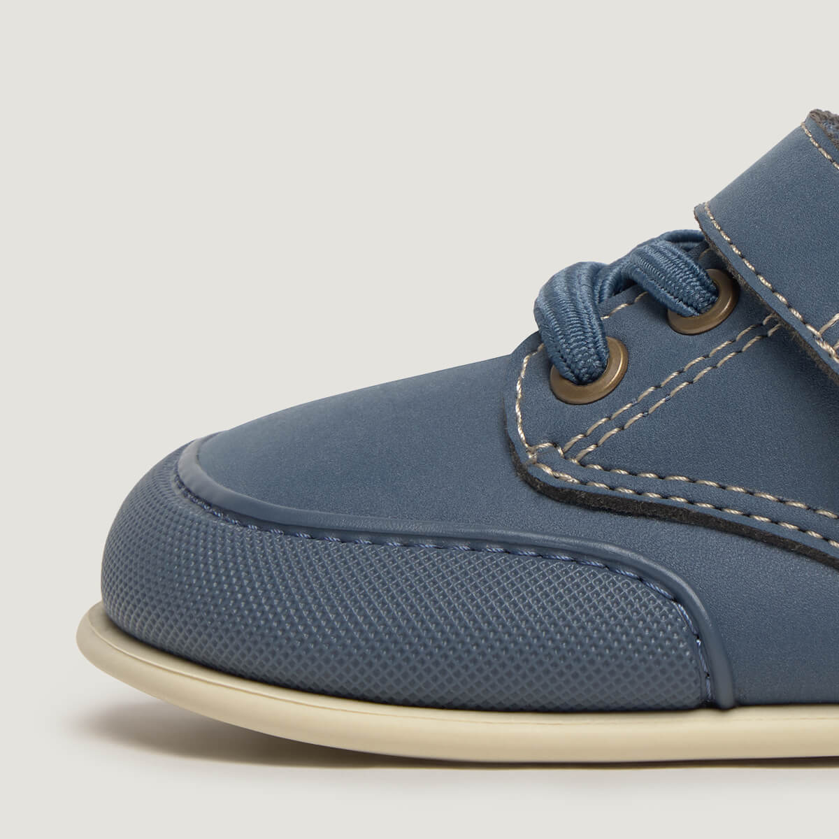 Detalle Albaida Feroz | Azul Denim Microfibra Nobuck