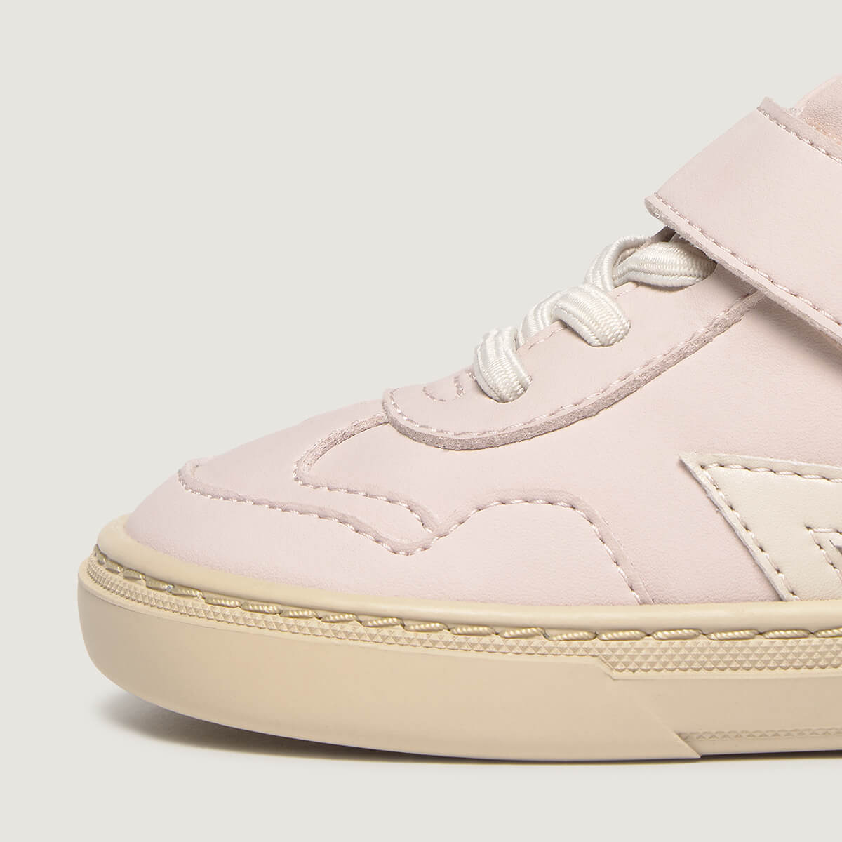 Detalle Naquera Rocker | Rosa Palo Microfibra Nobuck