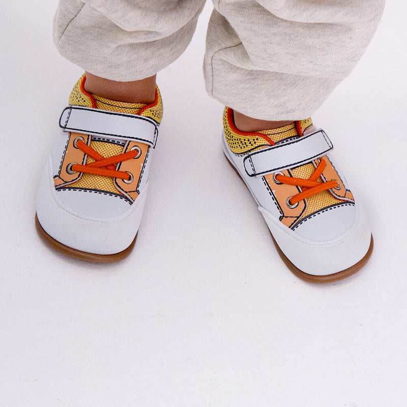 Paterna Comic Feroz AW23 Azul Microfibra ,La zapatilla molona con estampado cómic que le da libertad plena a tu bebé