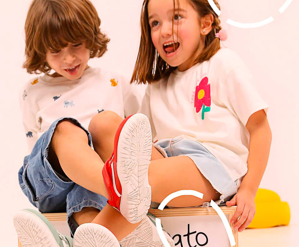 niños contentos | Zapato Feroz