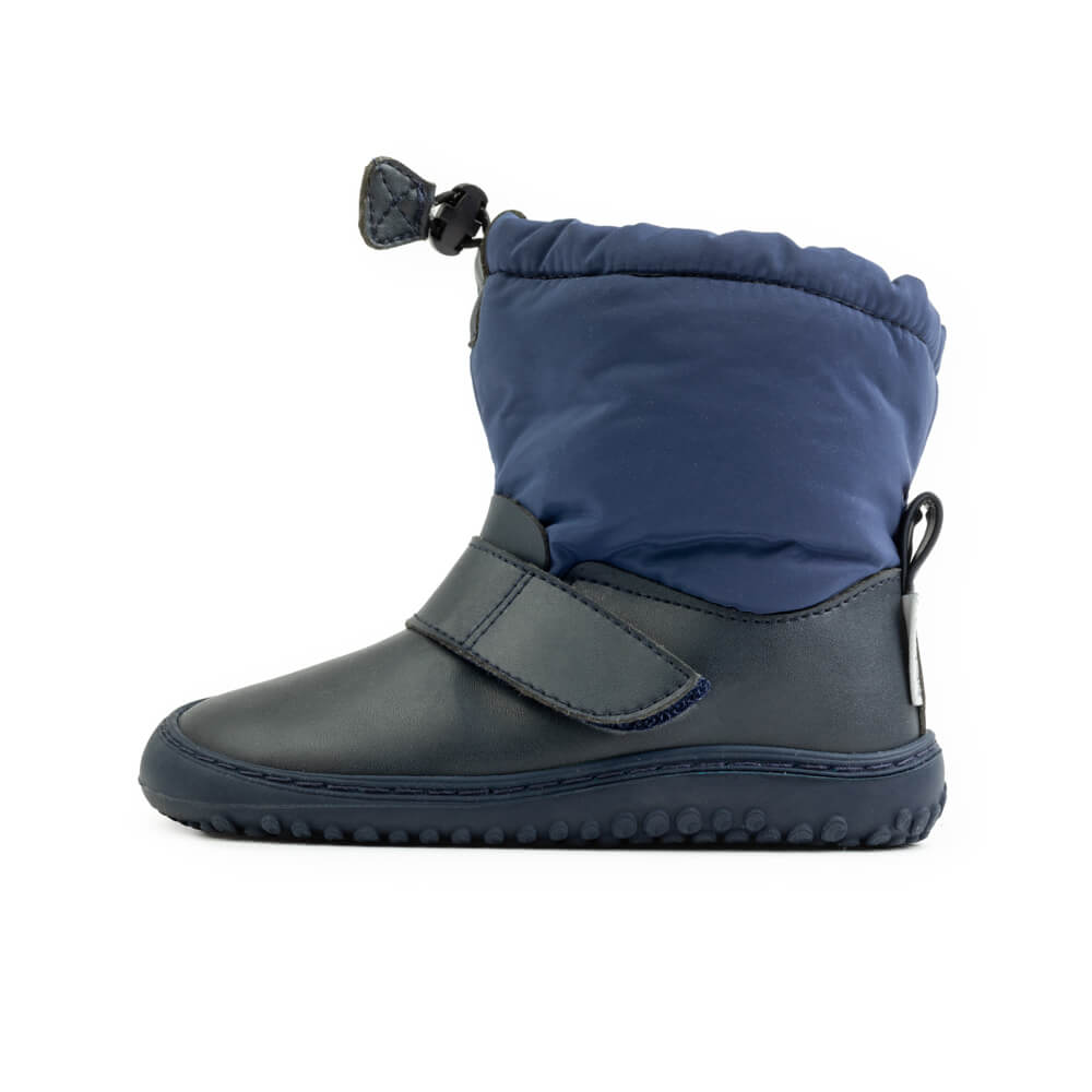botitas-botas-minimalistas-comodas-resistentes-agua-pisar-charcos-color-azul-bernia-rocker-aw23