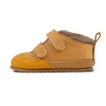 botitas minimalistas bebe suela blandita como andar descalzo color mostaza amarillo liria aw23