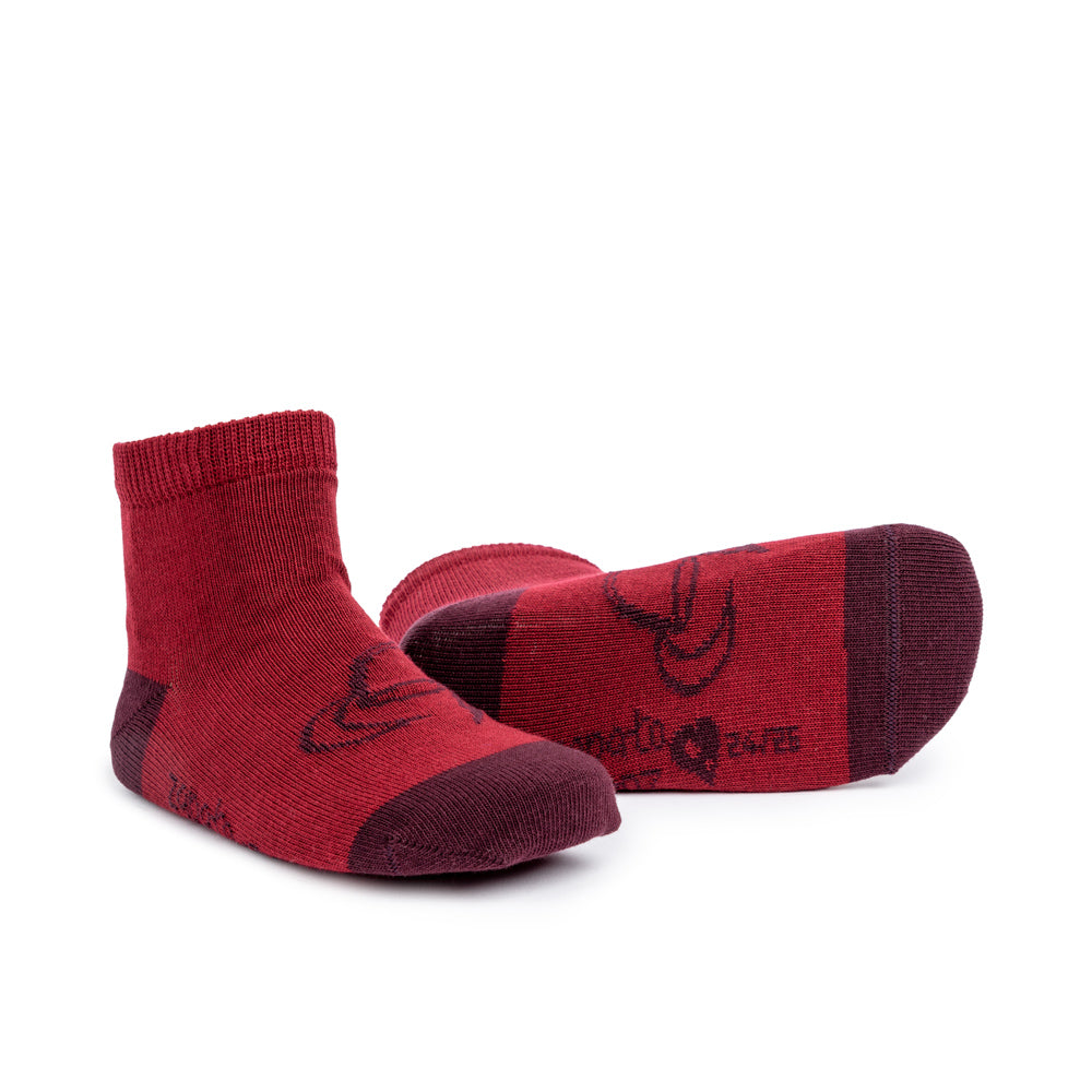 calcetines rojos 01 | Ladrillo