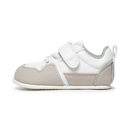 calzado barefoot suela fina flexible color blanco gris bebes cheste feroz ss26 00 