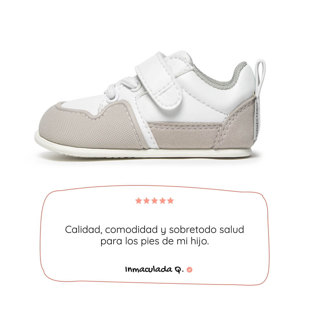 calzado barefoot suela fina flexible color blanco gris bebes cheste feroz ss26 01 | blanco gris microfibra