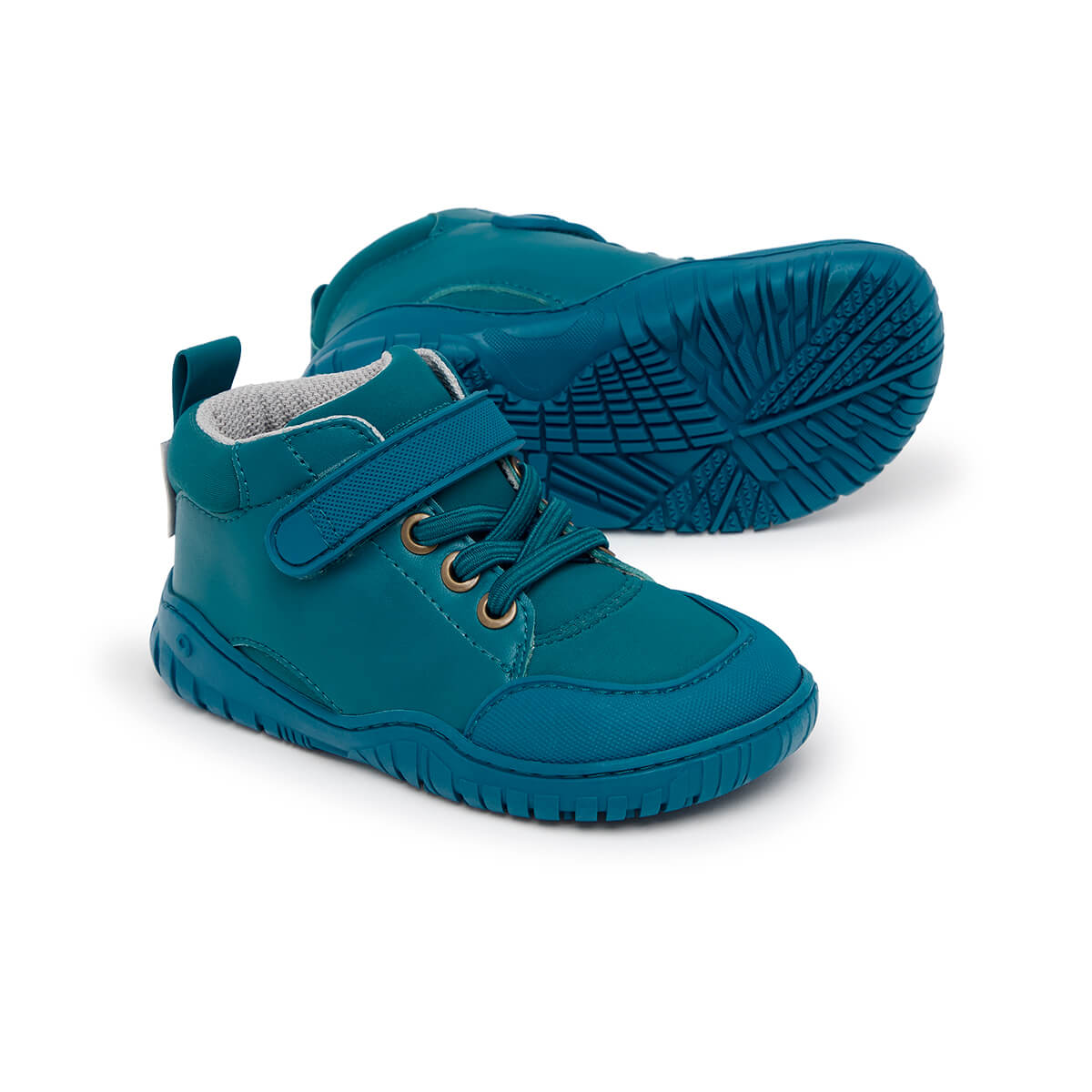 calzado botas montana deportivas saludables comodas color aqua azul claro villena rocker aw24 02