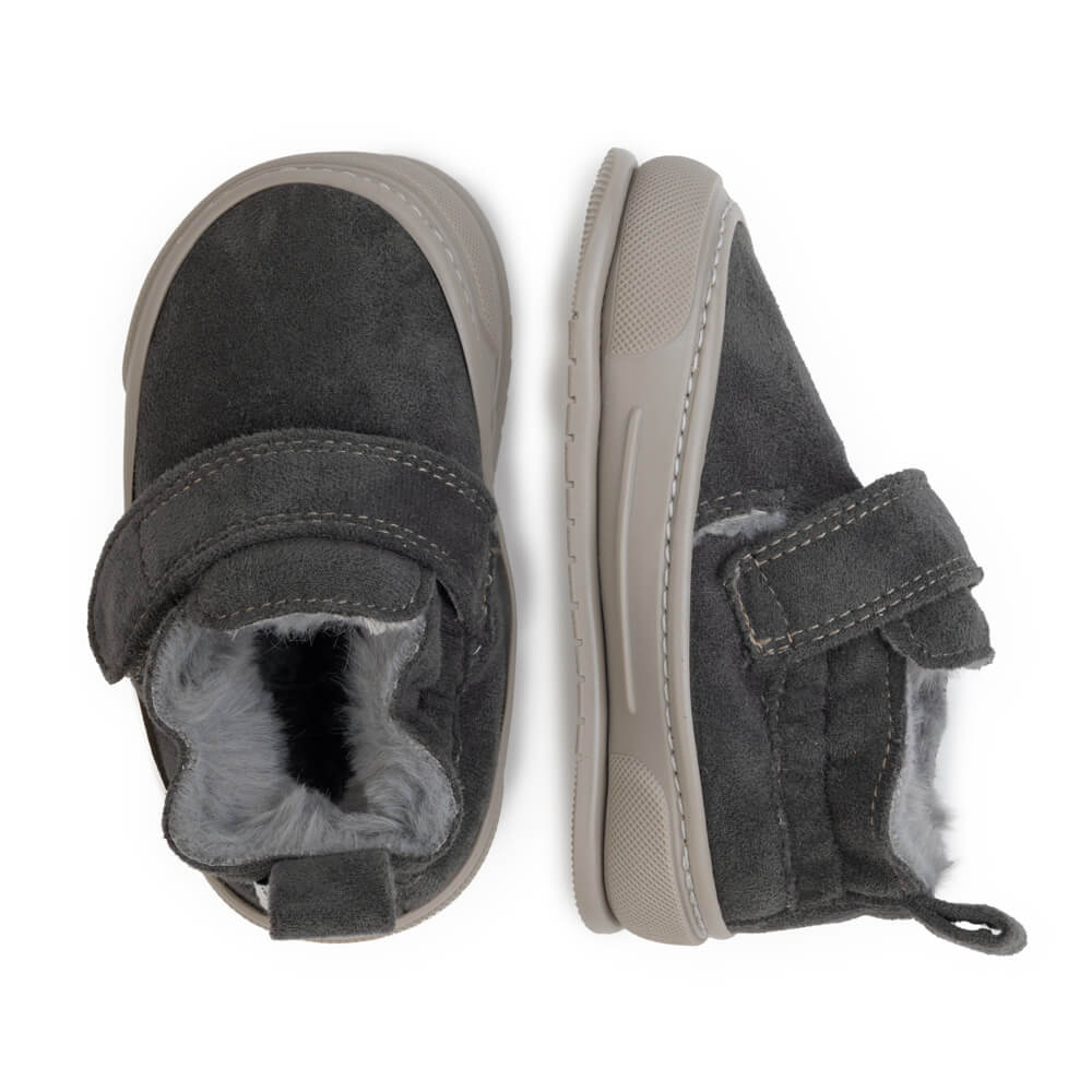 calzado-botas-veganas-invierno-bebes-libertad-movimiento-suela-flexible-color-gris-ademuz-aw23