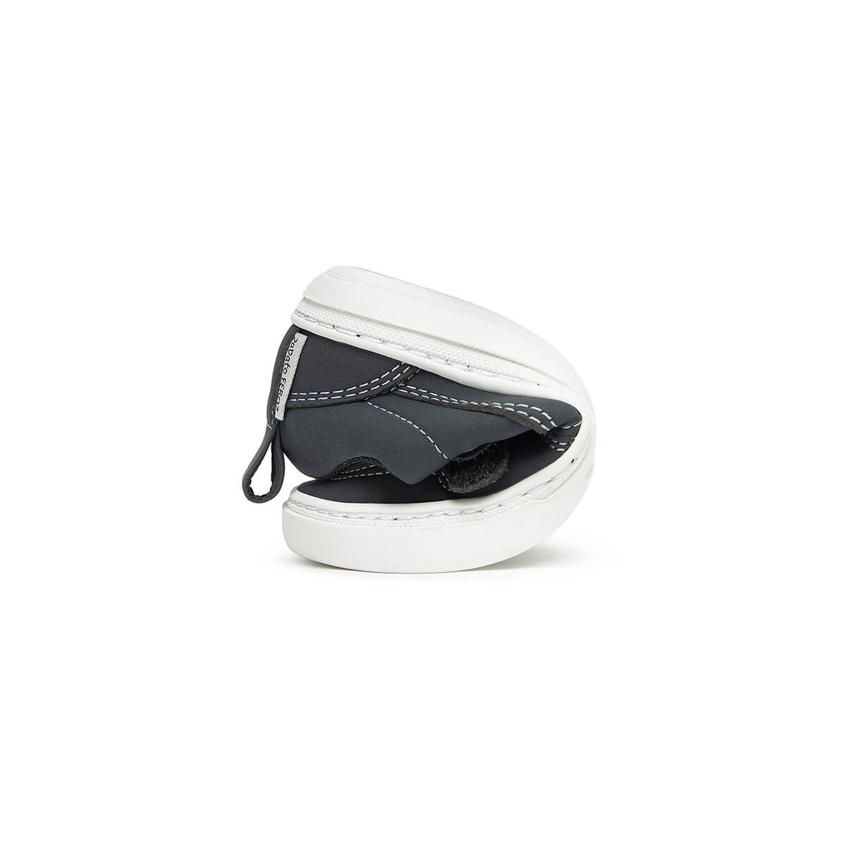 calzado infantil respetuoso vegano pies libres saludables sanos color negro cheste rocker AW25 04