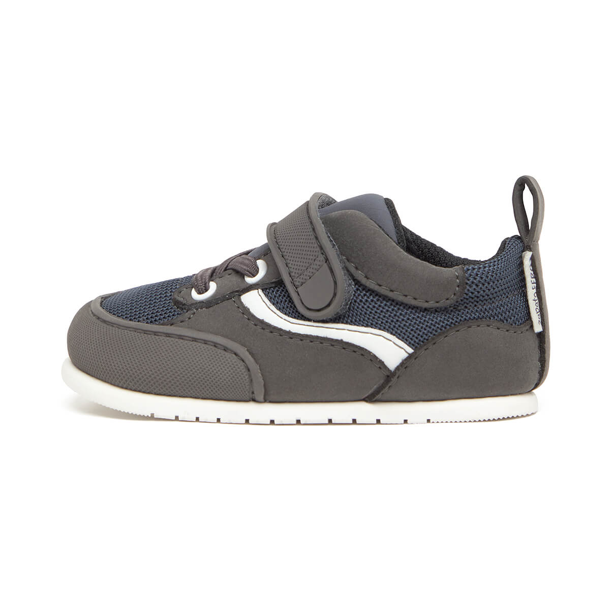 calzado minimalista ligero blandito comodo vegano micronobuck bebe color gris biar feroz ss25 01