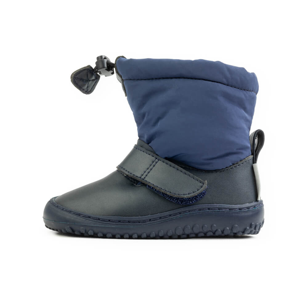 calzado-otono-invierno-botas-veganas-impermeables-primeros-pasos-bebes-color-azul-bernia-aw23