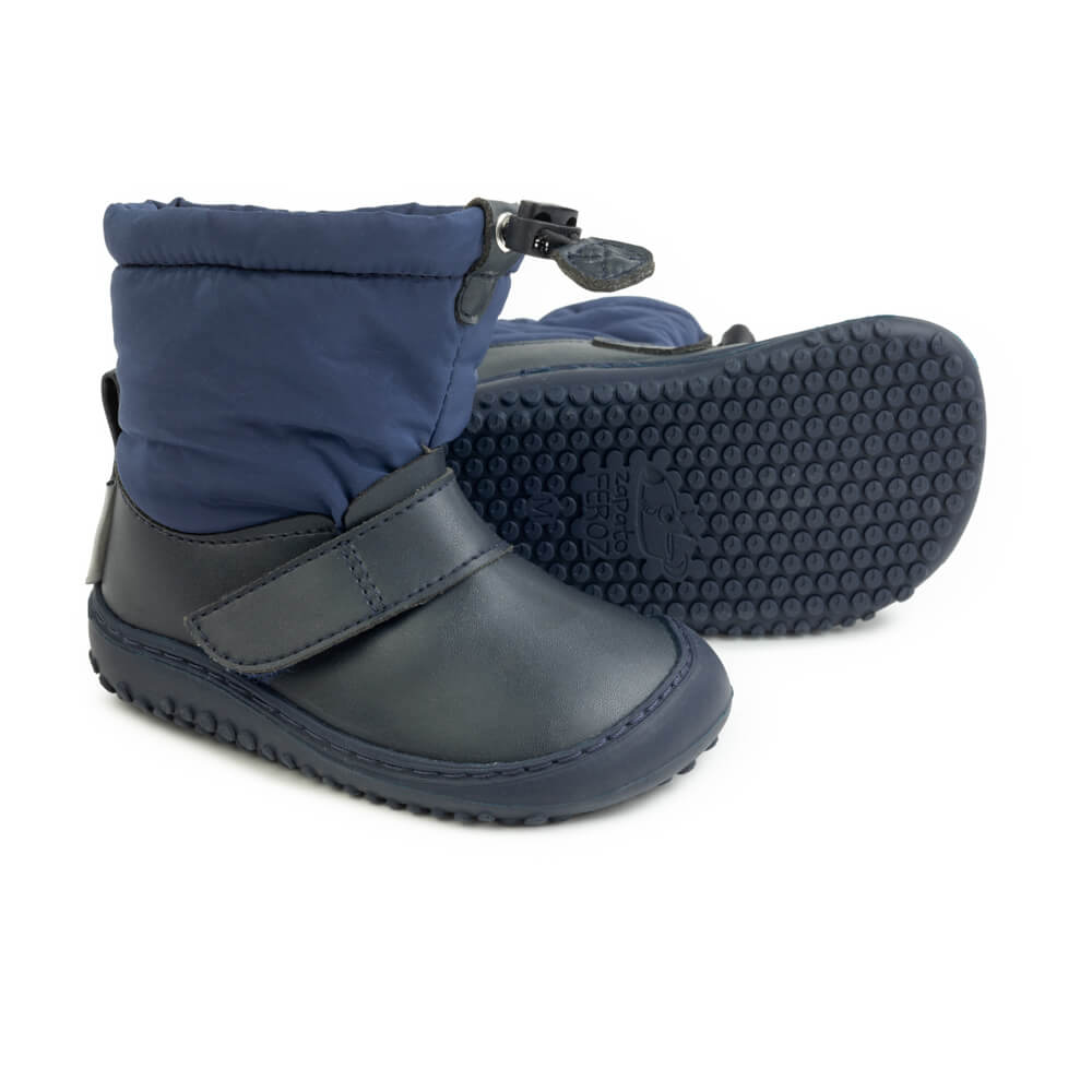 calzado-otono-invierno-botas-veganas-impermeables-primeros-pasos-bebes-color-azul-bernia-aw23