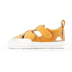 calzado respetuoso movimiento desarrollo pies bebes color amarillo mostaza primavera verano javea feroz ss24