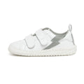 Calzado respetuoso movimiento pisada consciente bebe color gris blanco moraira rayo rocker 01