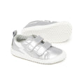Calzado respetuoso movimiento pisada consciente bebe color plata blanco moraira rayo rocker 02