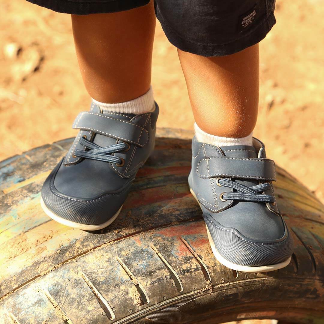 portada albaida feroz calzado barefoot bebe |  Mostaza Microfibra Nobuck | Rosa Palo Microfibra Nobuck | Azul Denim Microfibra Nobuck |  Kaki Microfibra Nobuck | Frambuesa Microfibra Nobuck | Piedra Microfibra Nobuck