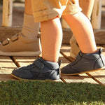 portada naquera feroz calzado barefoot bebe |  Rosa Palo Microfibra Nobuck | Rosa Palo Microfibra Nobuck | Kaki Microfibra Nobuck | Azul Denim Microfibra Nobuck