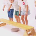 Video de sandalias infantiles barefoot modelo Benisa, diseñadas para favorecer el movimiento natural del pie
