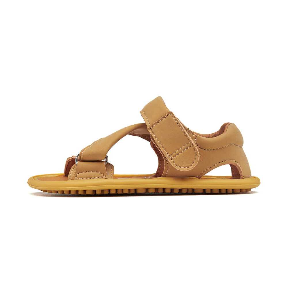 sandalias minimalistas velcro uso diario ninas color amarillo mostaza oliva rocker ss24