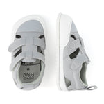 sandalias transpirables suela plana flexible pies anchos gorditos bebes color gris javea feroz ss24