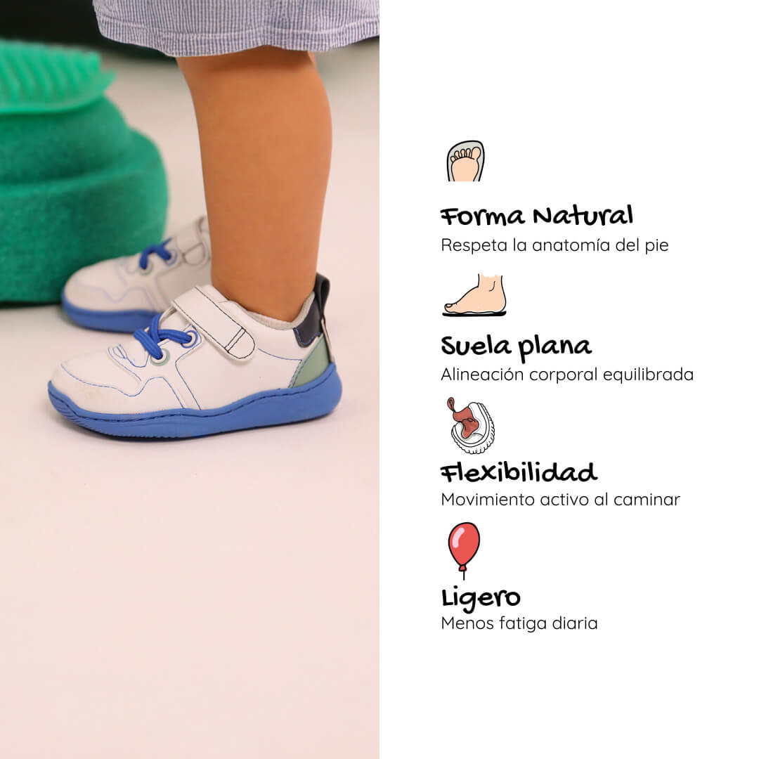 zapatilla deportiva bebe feroz barefoot azul olocau ss26 03