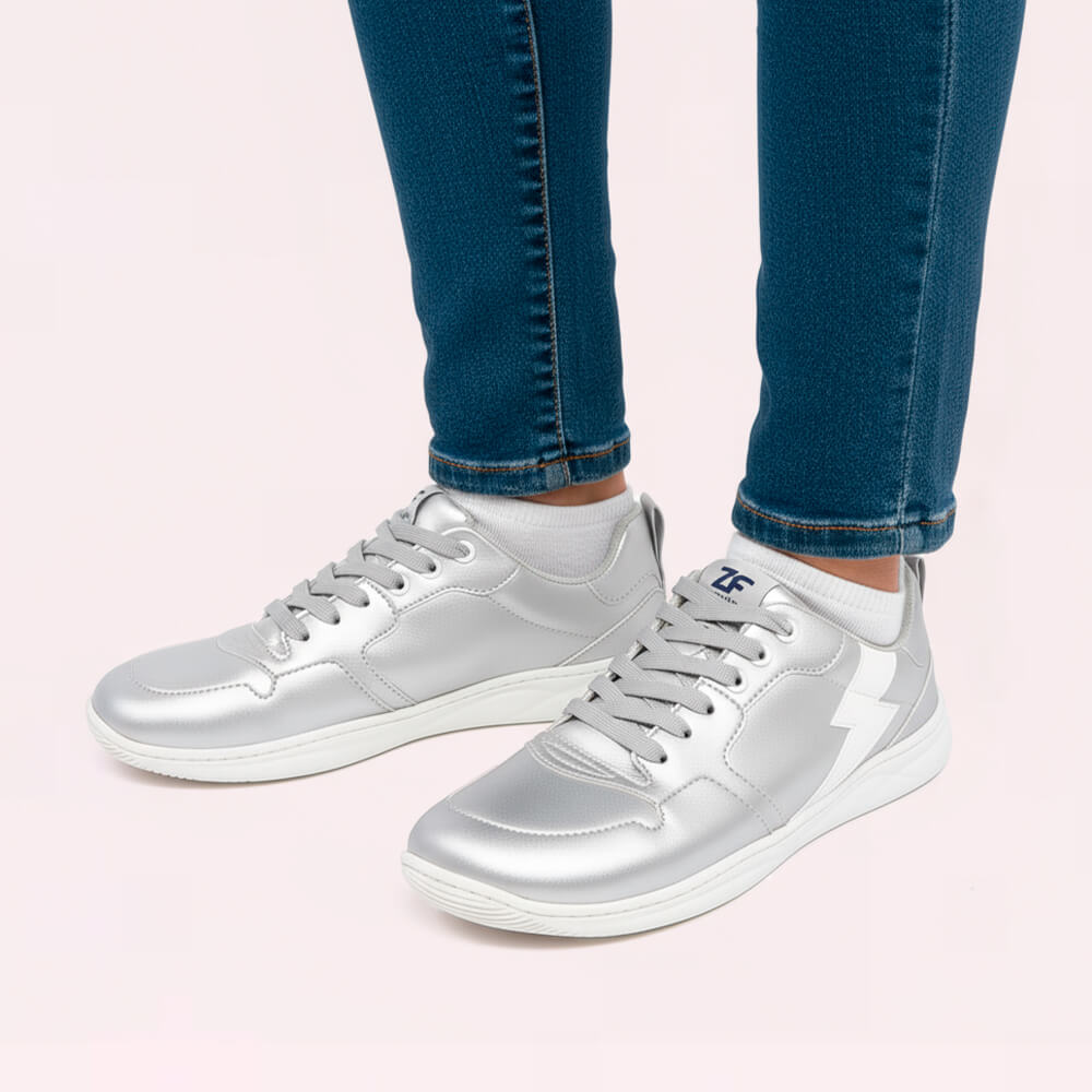 Zapatilla deportiva infantil barefoot blanco plata olocau rocker rayo