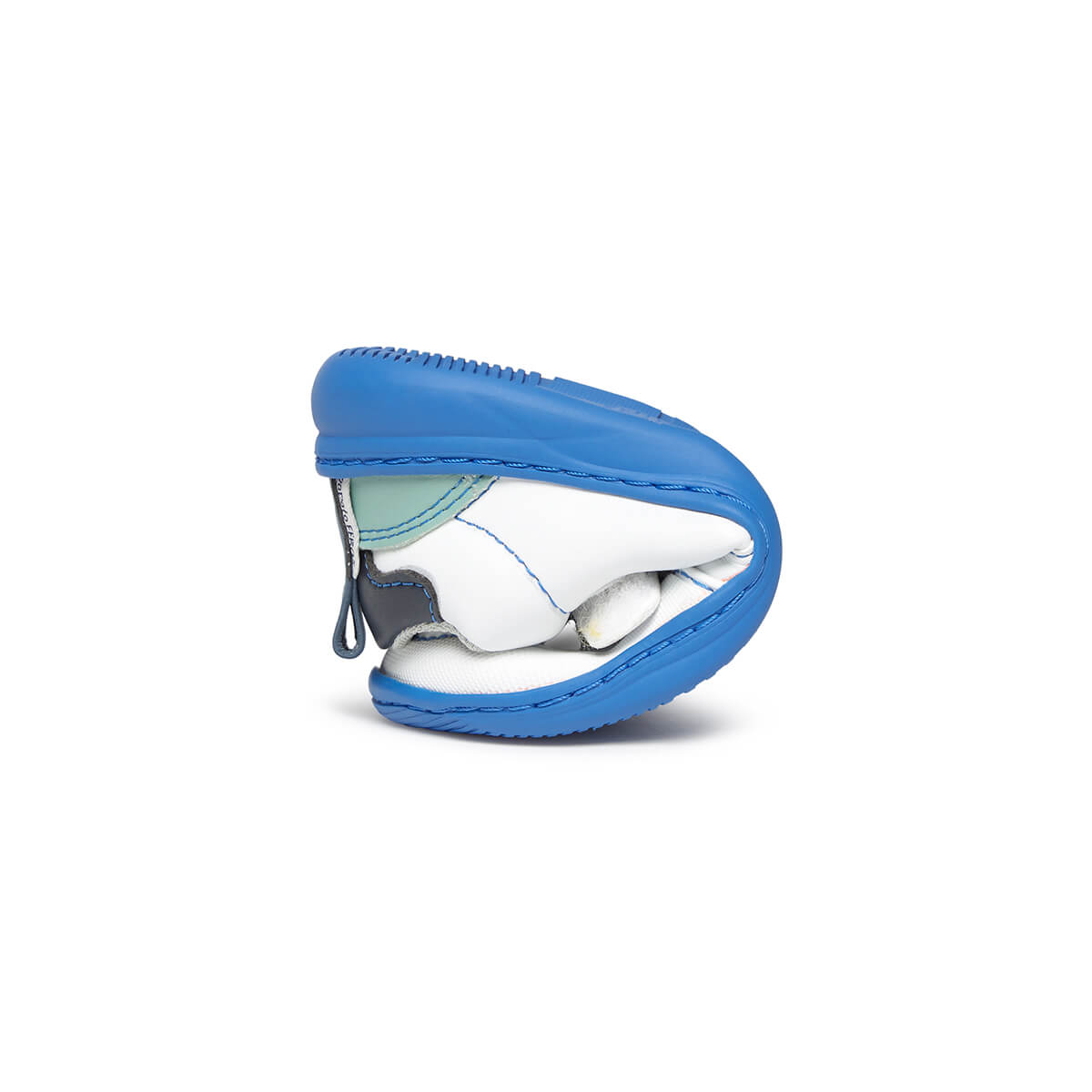 zapatilla deportiva infantil rocker barefoot blanco azul olocau ss26 05