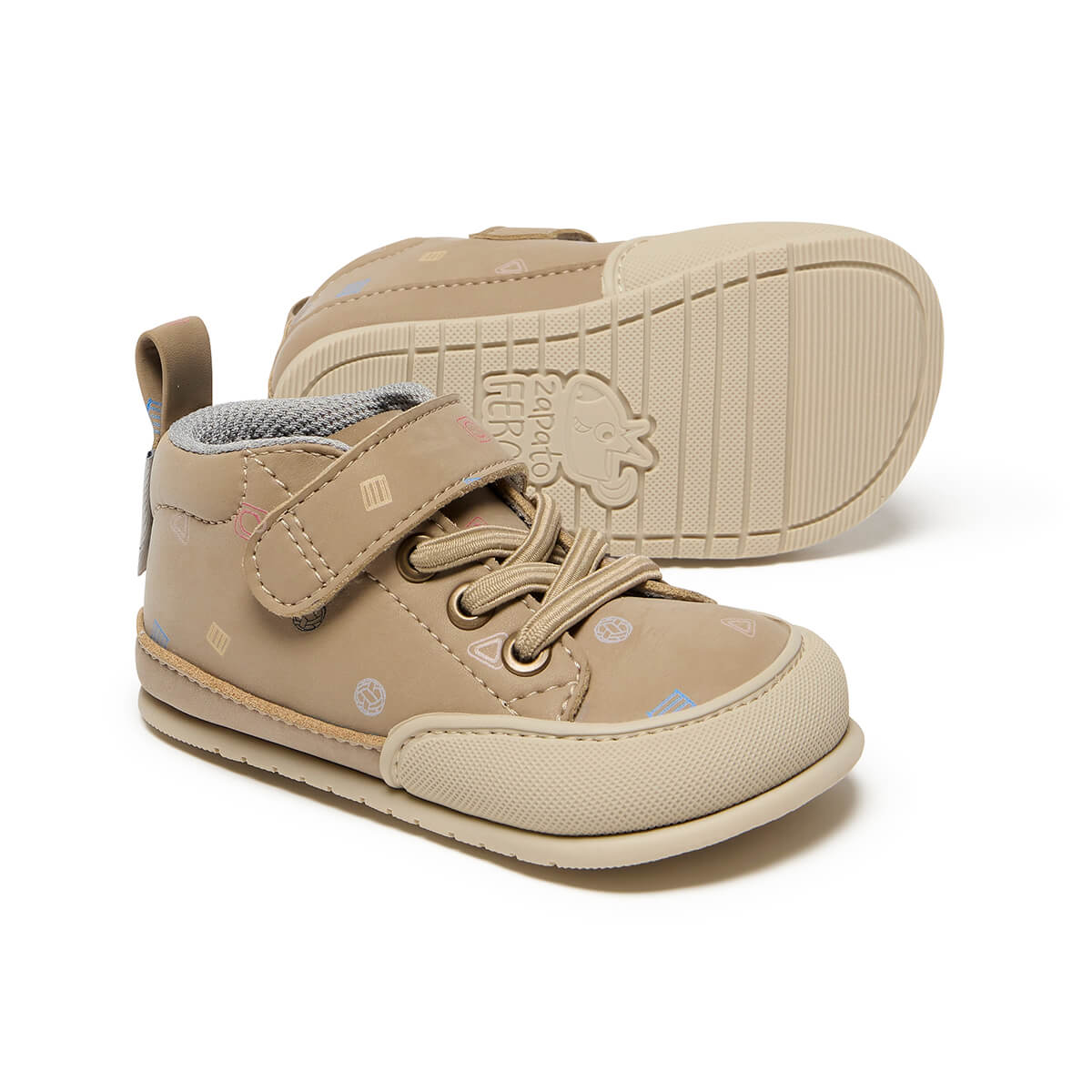 zapatillas-botas-botines-cordones-velcro-microfibra-nobuck-bebe-color-beige-beis-piedra-jucar-pikler-feroz-aw24-02