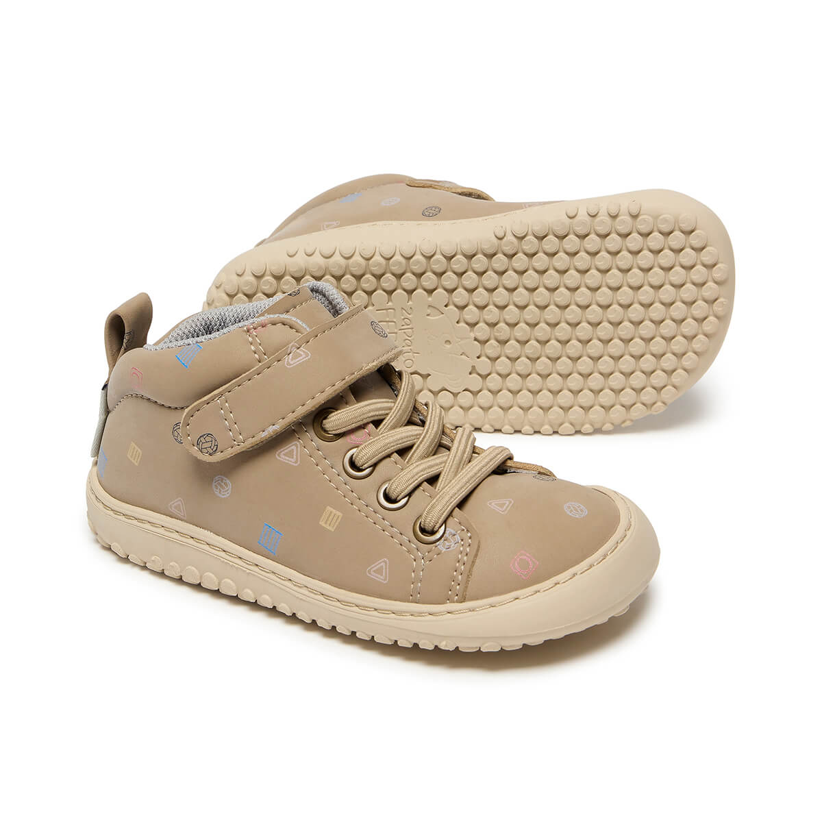 zapatillas botas botines cordones velcro microfibra nobuck ninos ninas color beige piedra pikler jucar rocker aw24 02