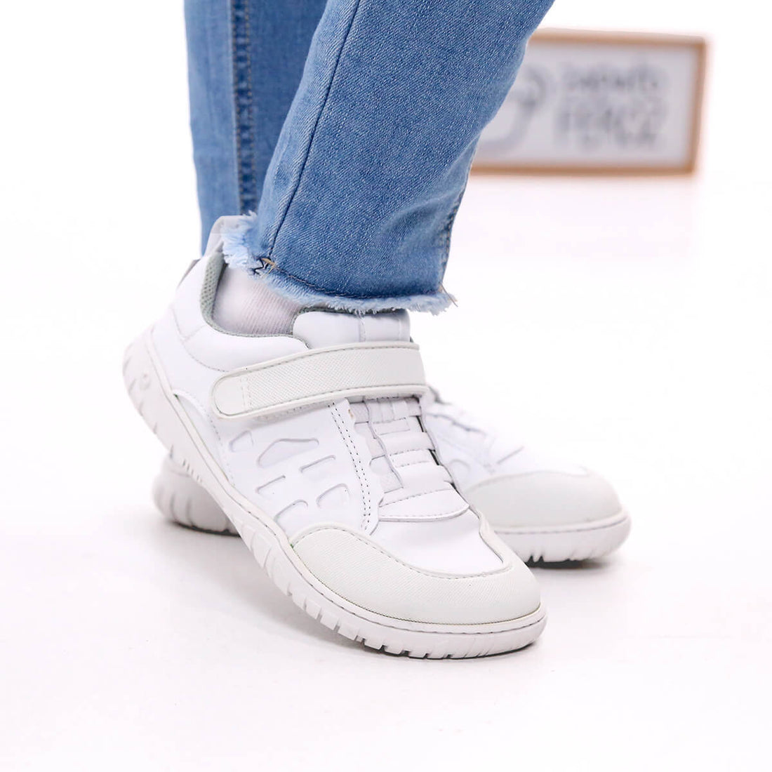 zapatillas deportivas respetuosas veganas microfibra velcro colores ninos ninas onil SS26