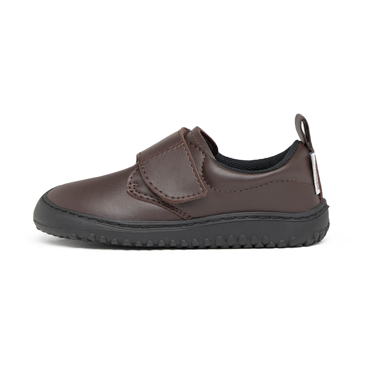 zapatillas escolares respetuosas comodas ligeras velcro jugar correr saltar color marron garbi rocker aw25 01 | marrón microfibra