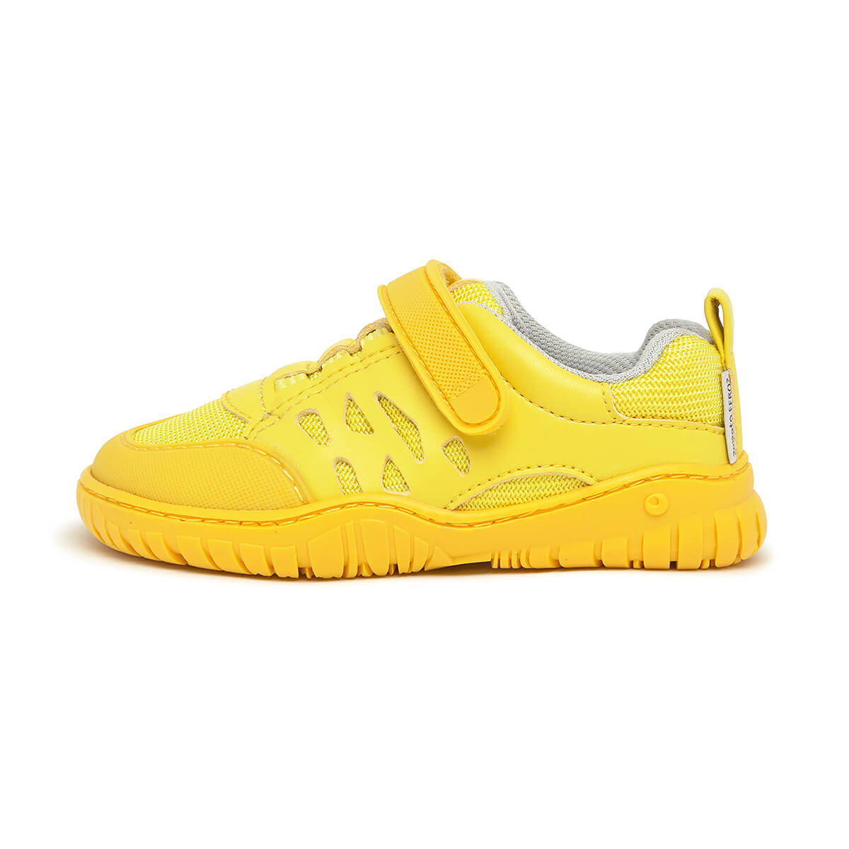 zapatillas infantiles respetuosas todoterreno uso diario color amarillo onil rocker ss25 01