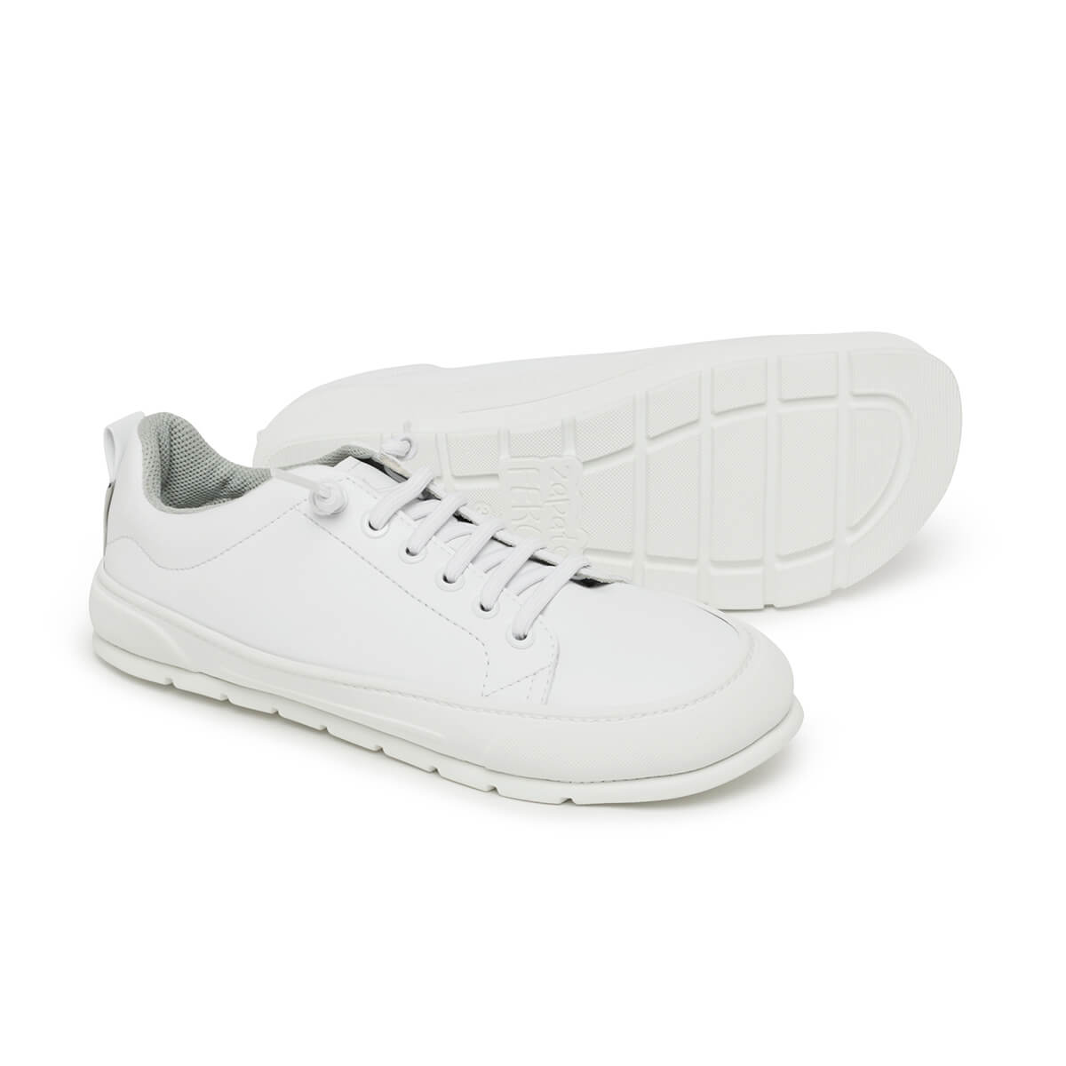 zapatillas minimalistas forma pie suela plana flexible color blanco paterna adulto aw24 02