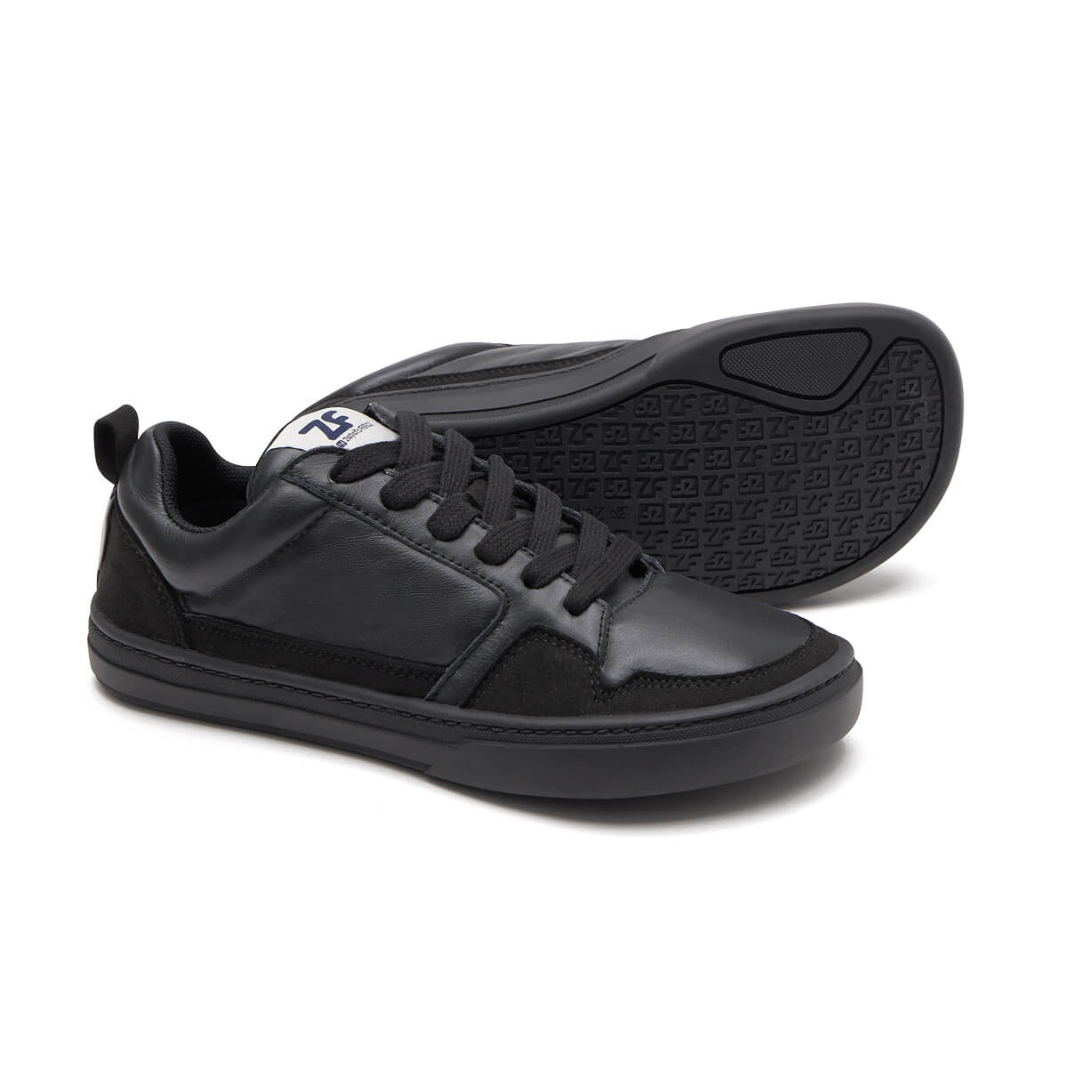 zapatillas minimalistas veganas old school ligeras adolescentes color negro cheste freekers aw24 02