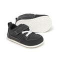 zapatillas respetuosas movimiento autonomia bebe color negro cheste feroz AW25 02