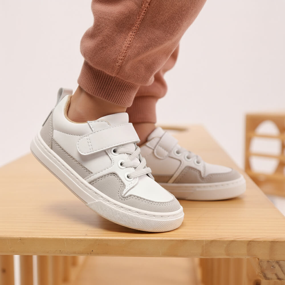zapatillas respetusas estilo old school ninos color blanco cheste rocker AW25