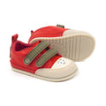 Paterna Feroz AW23 Rojo Piel ,Calzado minimalista para bebés. Neus Moya y su libro Zapatos Nuevos convertido en zapatillas.