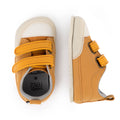 Moraira Feroz AW23 Mostaza Microfibra Nobuck ,Las zapatillas deportivas respetuosas con los pies de los bebés.