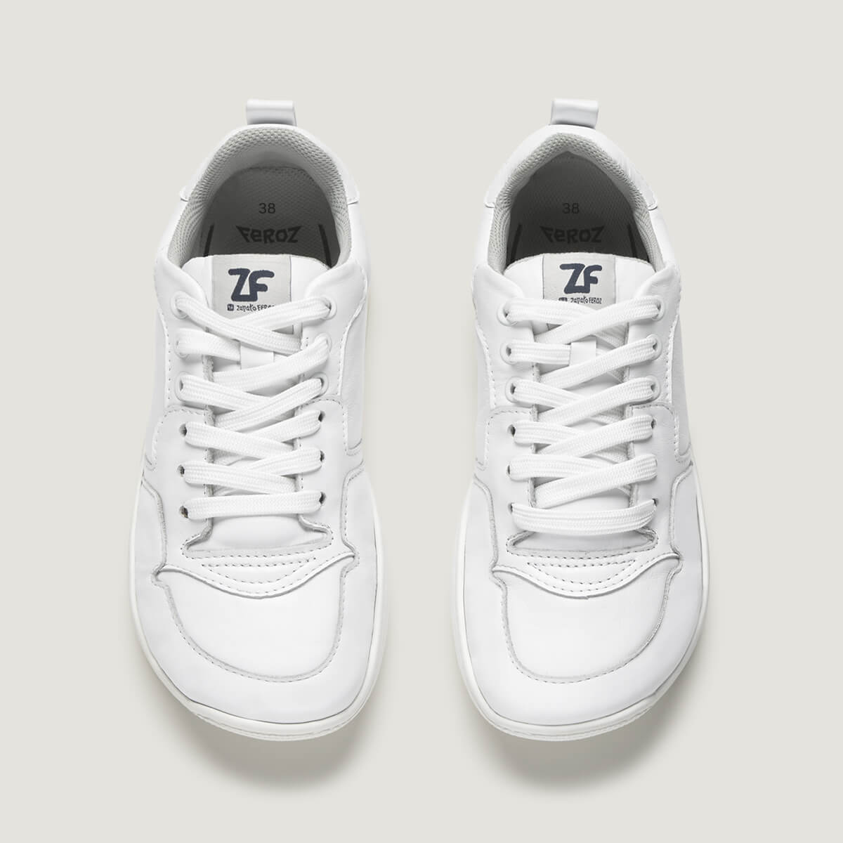 zapato respetuoso barefoot olocau freekers adulto | blanco piel | cenital
