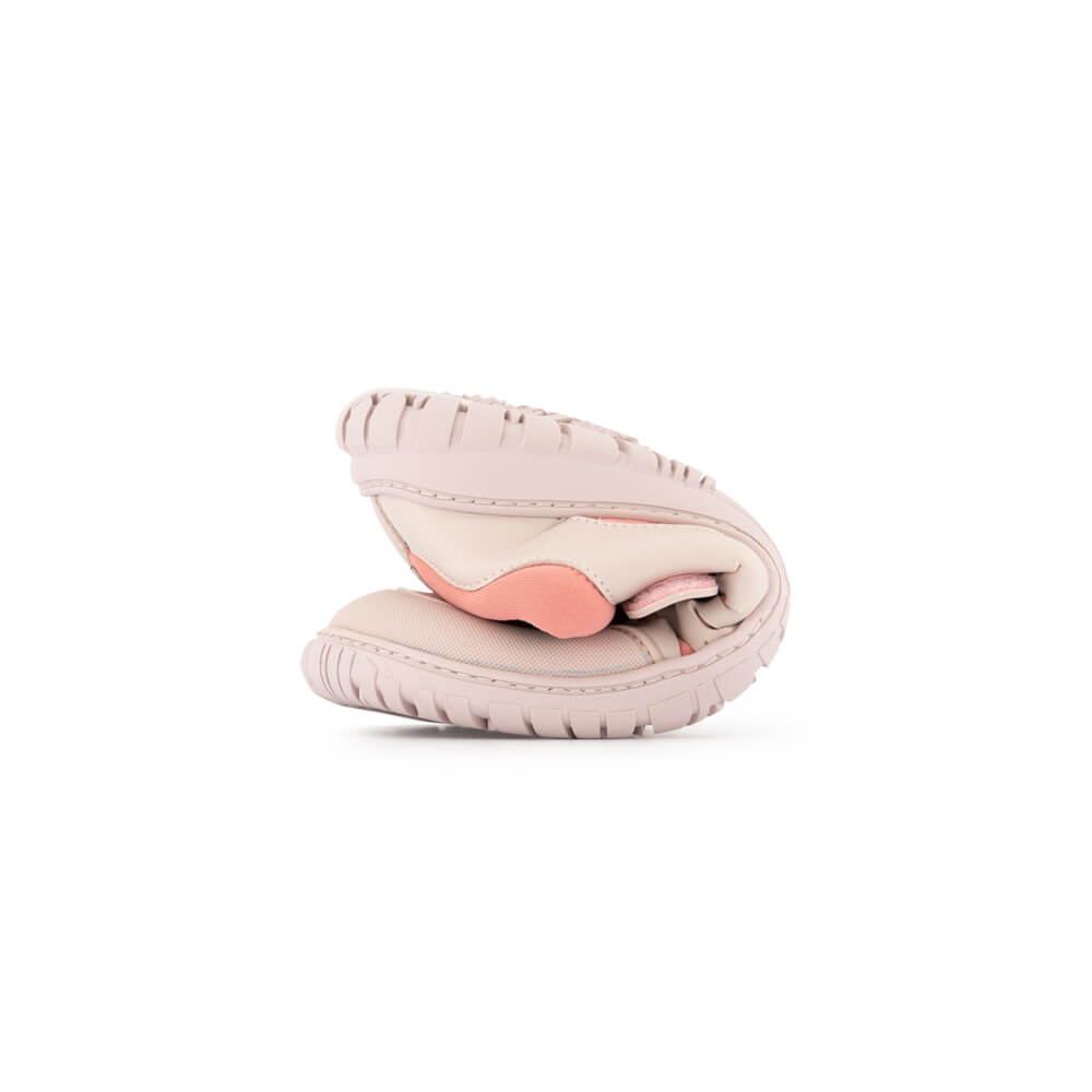 zapatos diseno deportivo todas superficies terrenos suelos cordones velcro hombre mujer color rosa palo onil ss24 04